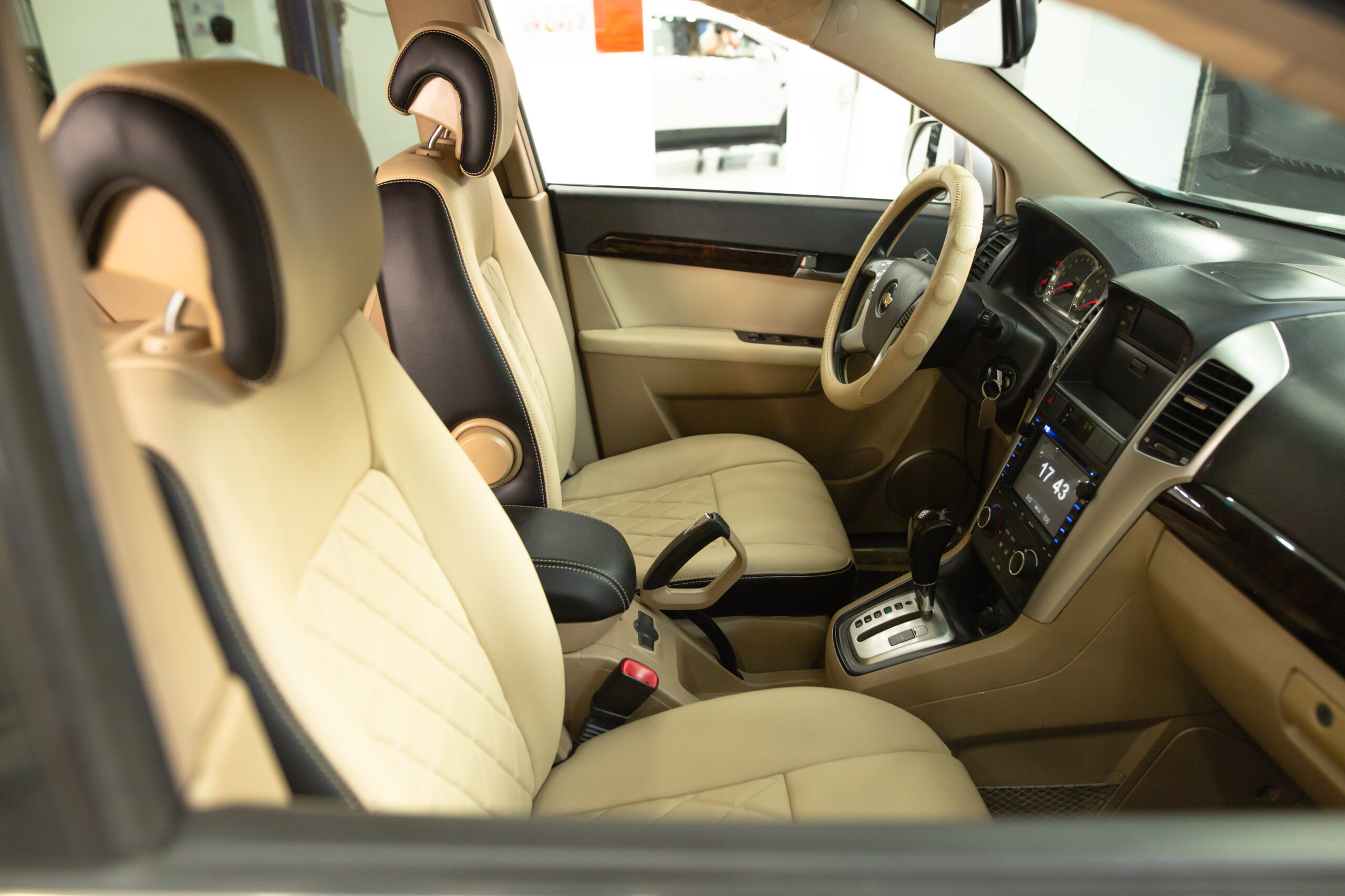 Bảng giá bọc ghế da ô tô Captiva