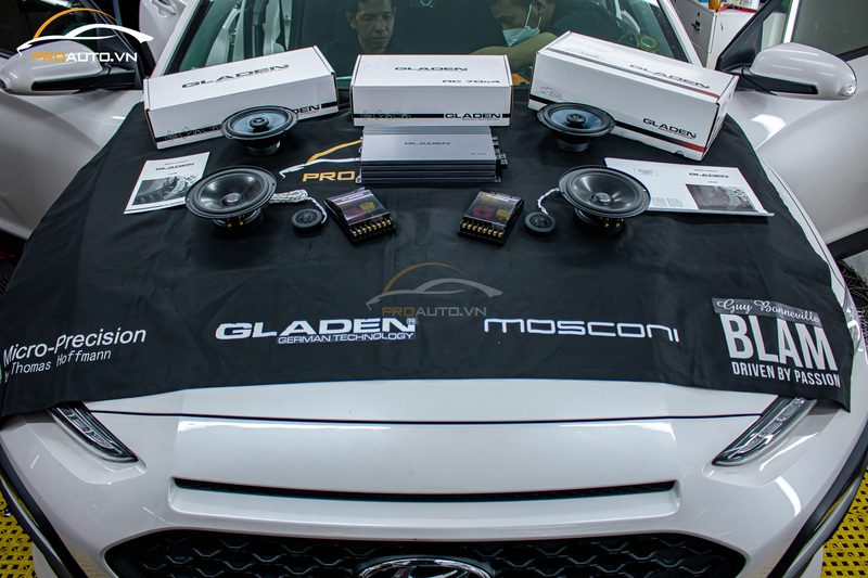 Cấu hình âm thanh xe hơi 1