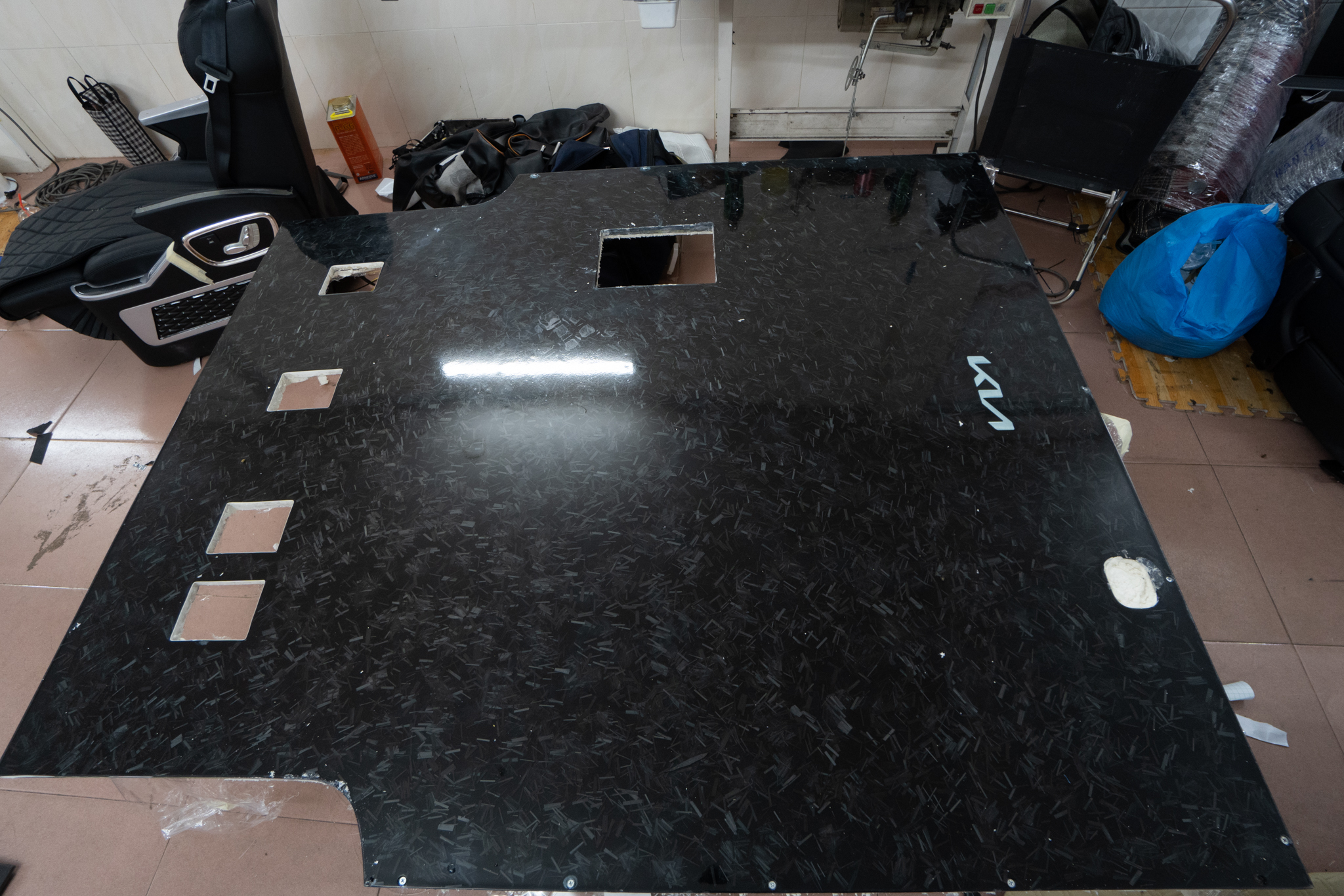 Cấu tạo của sàn cacbon xe ô tô