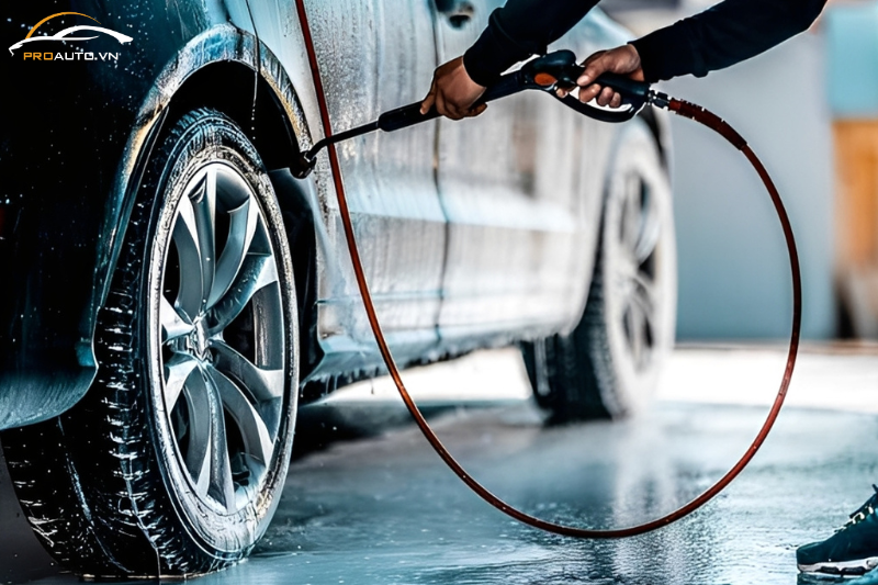 Chăm sóc xe ô tô chuyên nghiệp: Bảng giá mới nhất