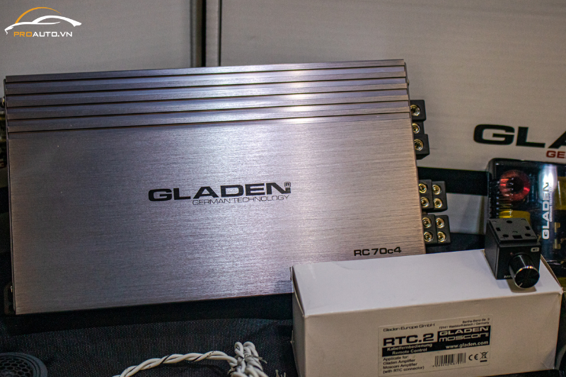 Chọn Amply nâng cấp âm thanh xe hơi