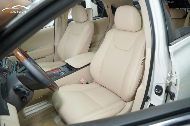 Chủ xe tin tưởng bọc da xe Lexus RX350 tại Proauto.vn