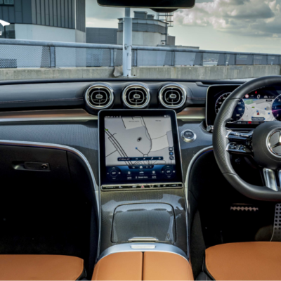 Có mấy cách đổi màu nội thất xe Mercedes C-Class?