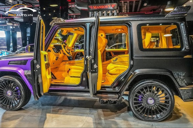 Có mấy cách đổi màu nội thất xe Mercedes G-Class?