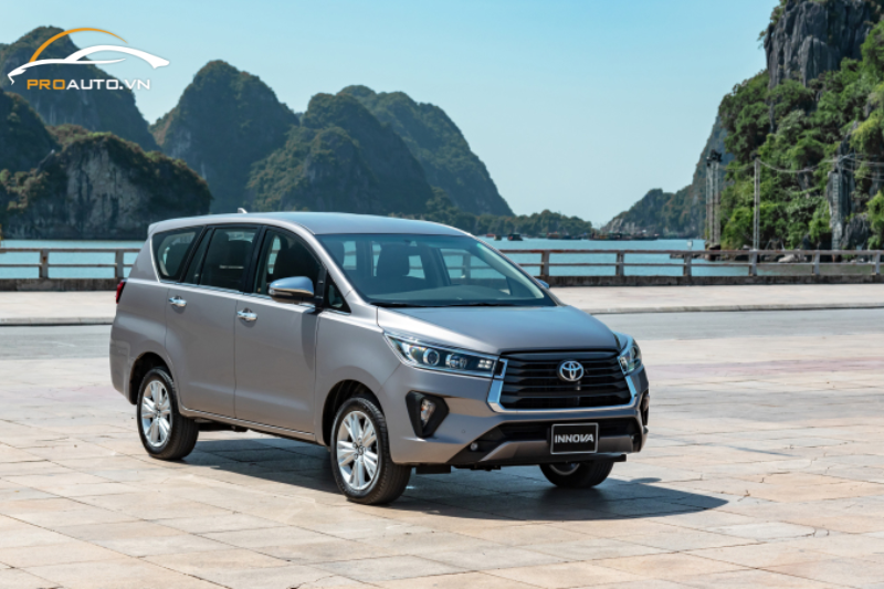 Có nên dán phim cách nhiệt xe Toyota Innova không?