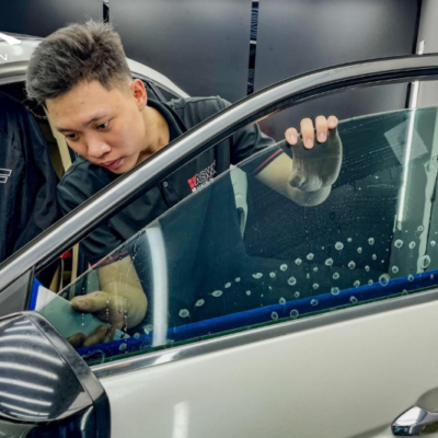 co nen dan phim cach nhiet xe vinfast lux a20 khong 1