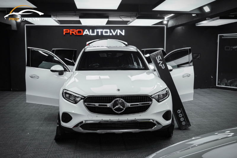 Có nên dán PPF xe hơi bảo vệ bề mặt sơn?