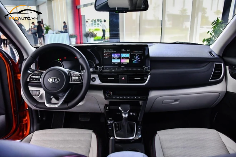 Có nên đổi màu nội thất xe Kia Seltos?