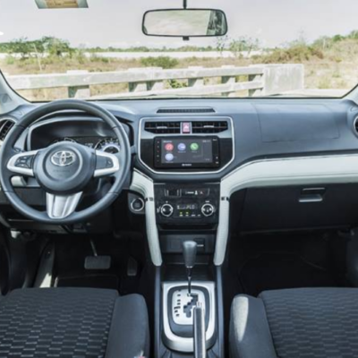  Có nên đổi màu nội thất xe Toyota Rush? 