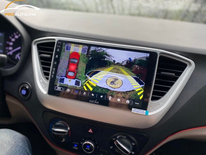 Có nên gắn màn hình Android Kovar cho xe ô tô hay không?