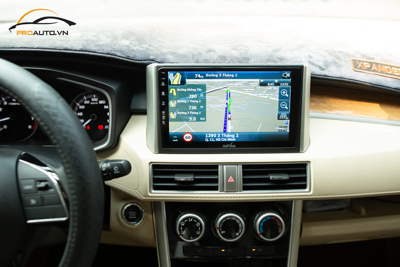 Có nên gắn màn hình Android Kovar cho xe ô tô hay không?