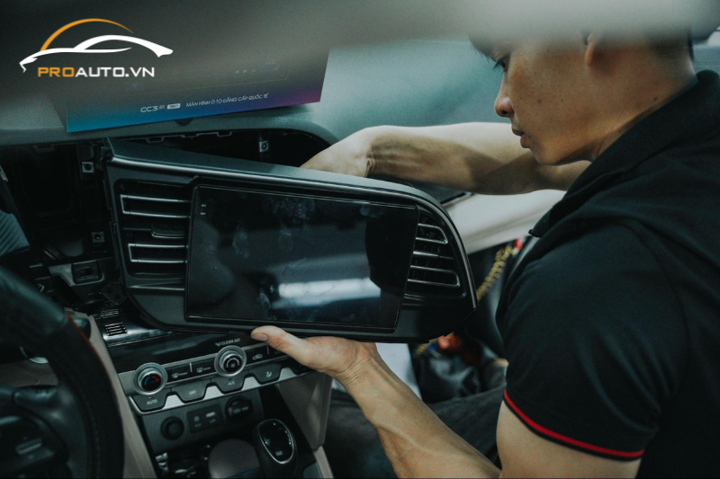 Có nên lắp màn hình Android xe Hyundai Elantra?