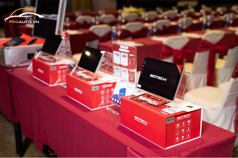 Có nên lắp màn hình Gotech GT 2K MAX?