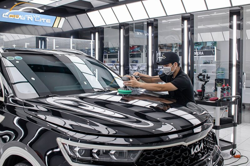 Có nên phủ Ceramic xe Hyundai Custin?