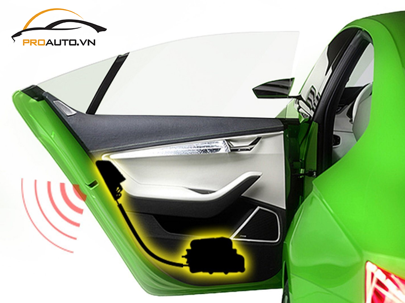 Cửa hít xe Ford Escape