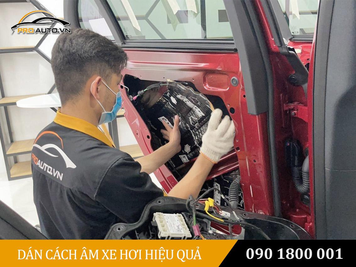 Dán cách âm cho xe Mercedes