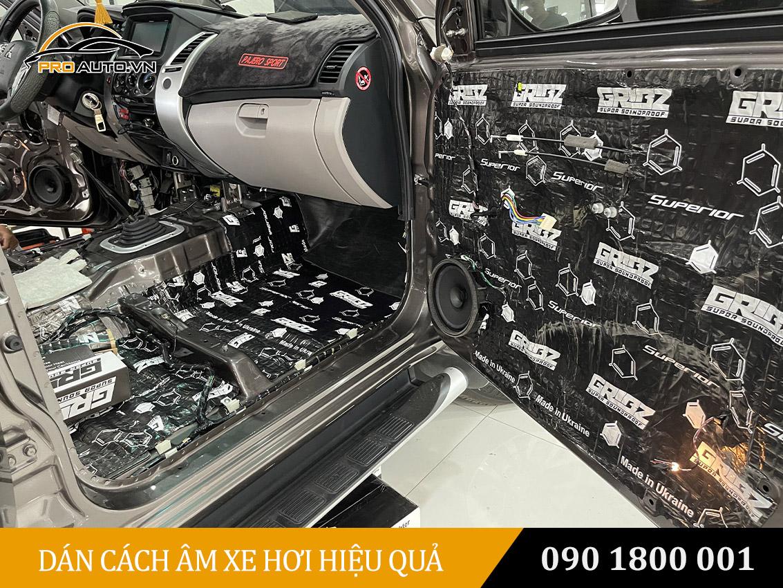 Dán cách âm cho xe Pajero