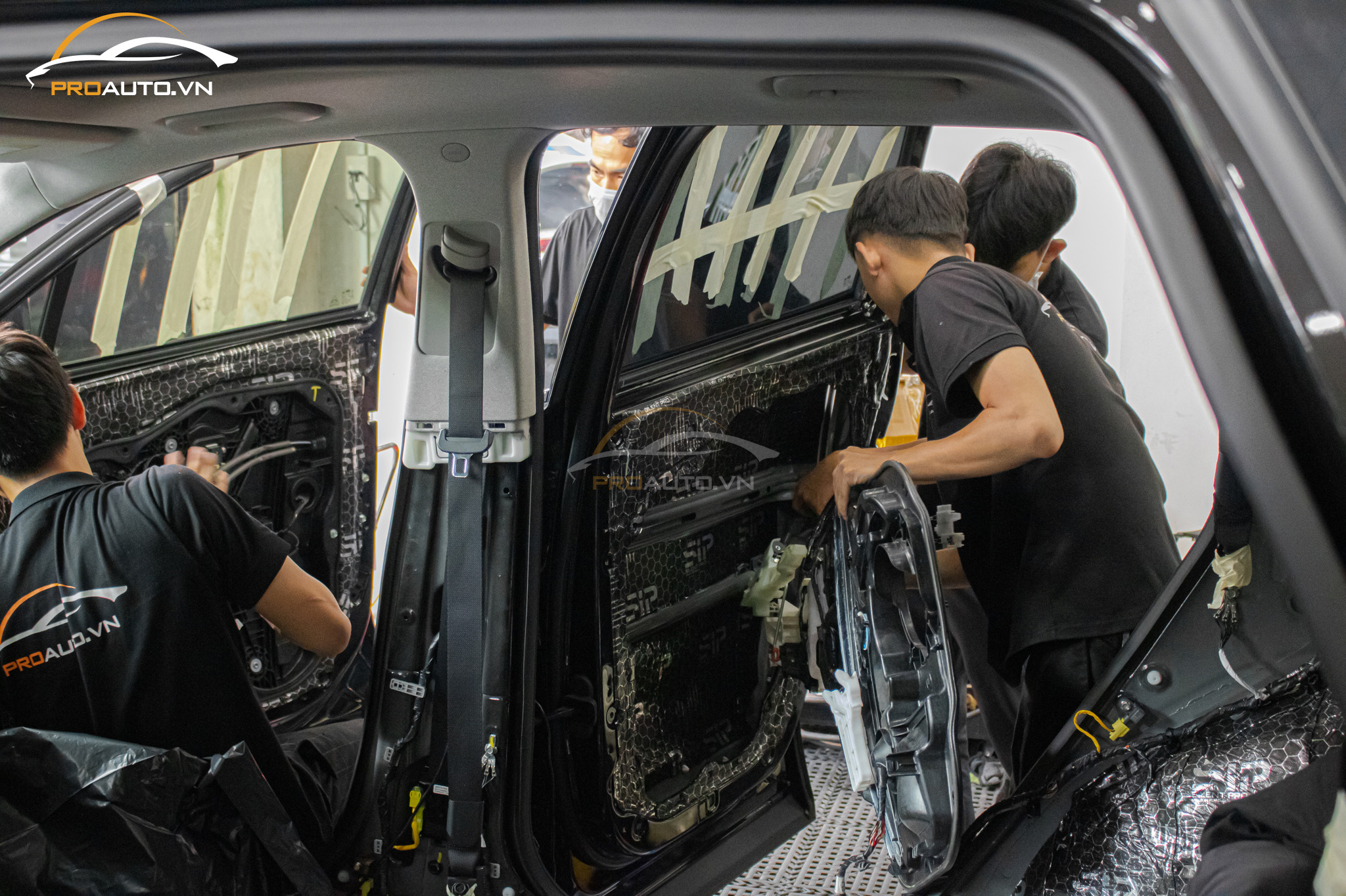 Dán cách âm Hyundai SantaFe