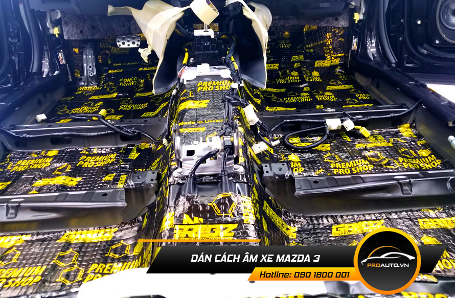 Dán cách âm xe Mazda 3