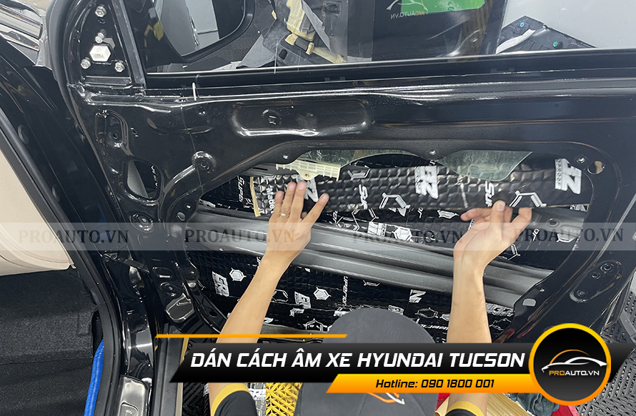 Dán vật liệu cách âm chống ồn xe Hyundai Tucson