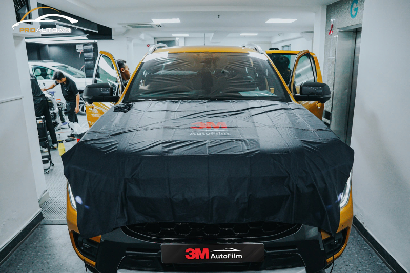 Dán phim cách nhiệt 3M cho Ford Ranger