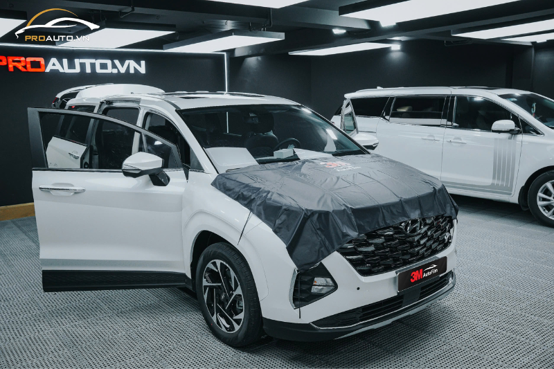 Dán phim cách nhiệt 3M cho Hyundai Custin