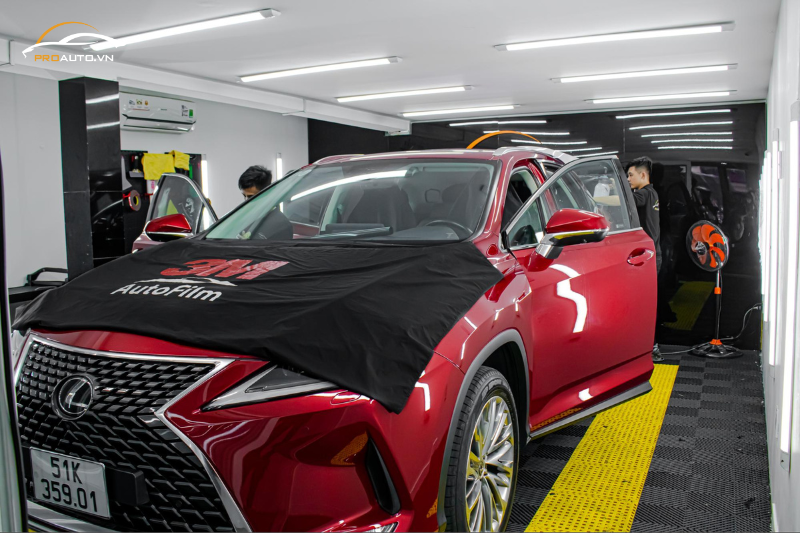 Dán phim cách nhiệt 3M cho Lexus