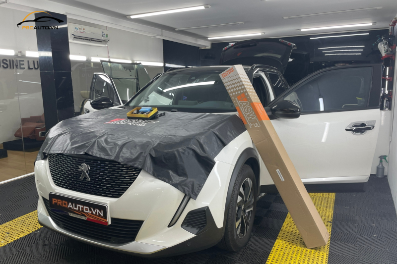 Dán phim cách nhiệt ASWF cho xe Peugeot