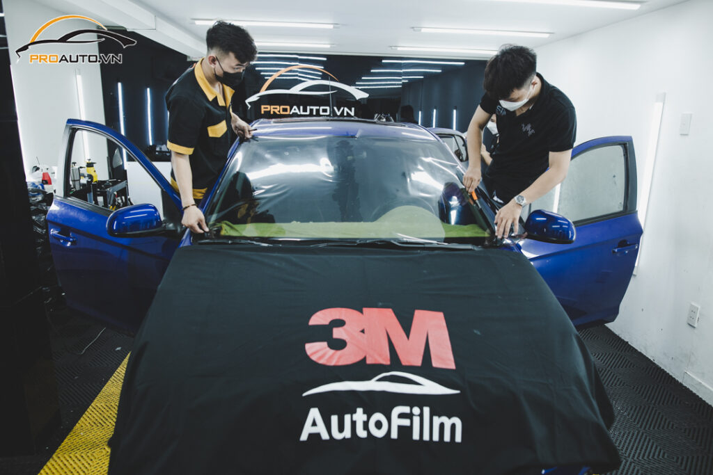 Dán phim cách nhiệt xe Chevrolet Orlando