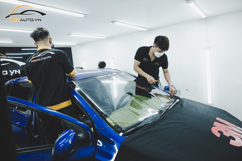 Dán phim cách nhiệt xe Chevrolet Orlando