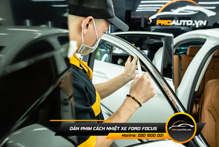 Kinh nghiệm dán phim phim cách nhiệt xe Ford Ecosport