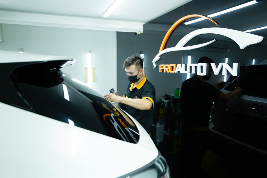 Dán Phim Cách Nhiệt Xe Lexus Executive Sedan - Ảnh 2