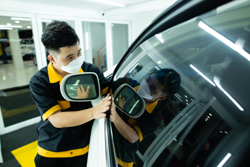 Dán phim cách nhiệt xe Lexus Luxury Sedan