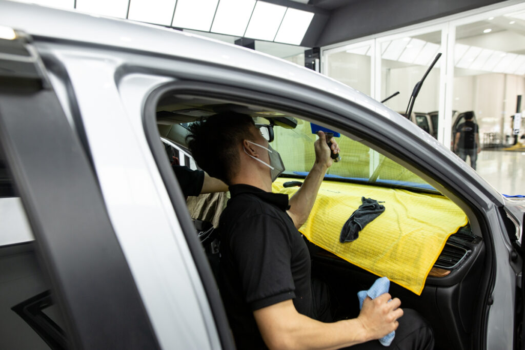 Dán phim cách nhiệt xe Mazda 3