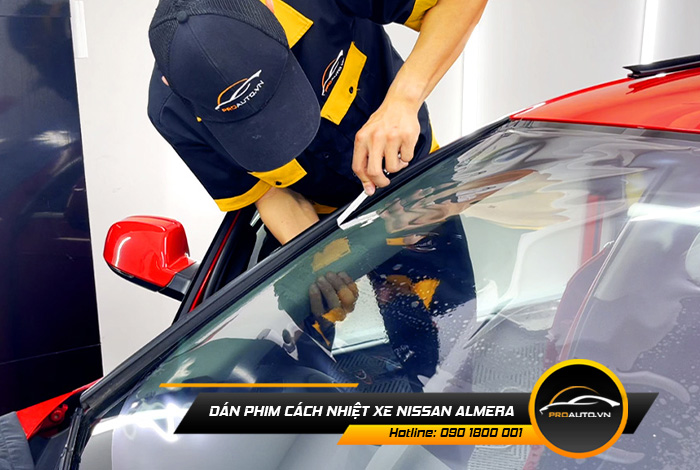 Lựa chọn phim phù hợp với từng vị trí kính xe Nissan Almera