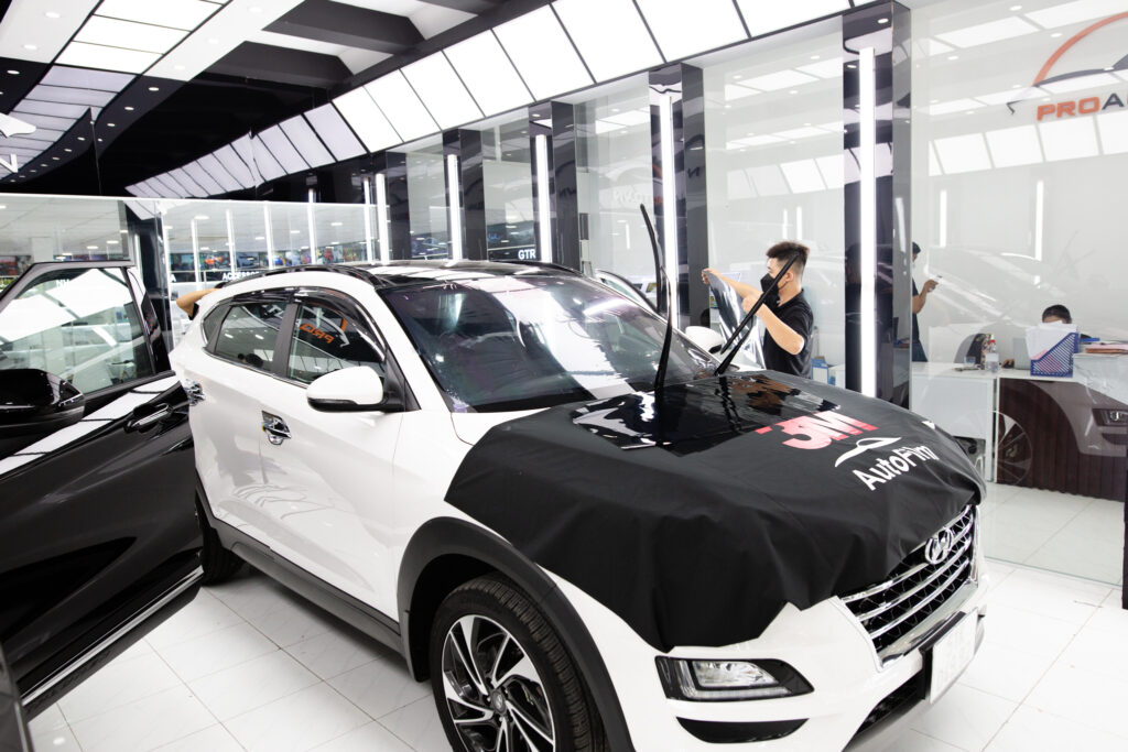 Kinh nghiệm dán phim phim cách nhiệt xe Suzuki CX5