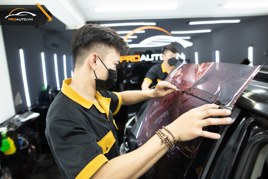 Dán phim cách nhiệt xe Toyota Wigo