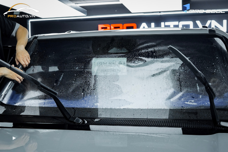 Dán phim cách nhiệt xe Mazda 2