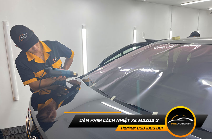 Dán phim cách nhiệt xe Mazda 3
