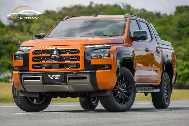 Dán phim cách nhiệt xe Mitsubishi Triton