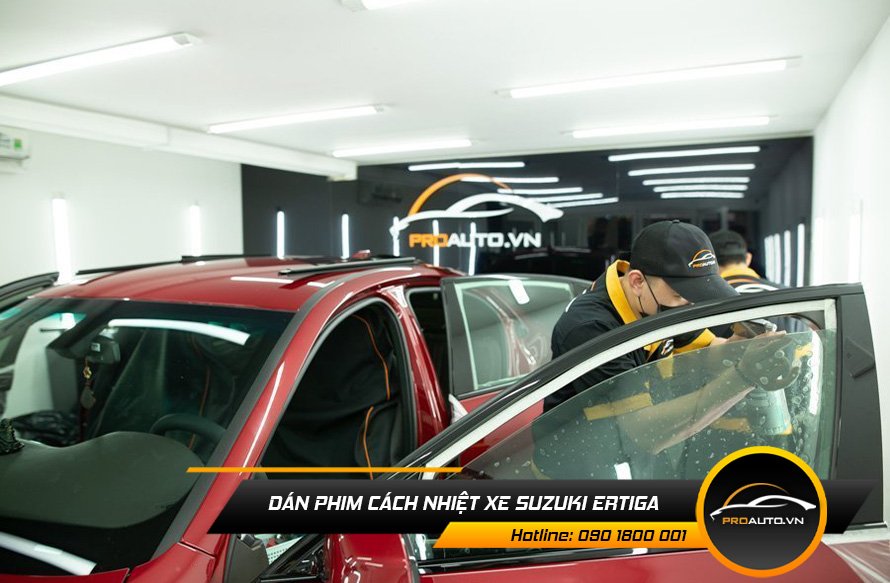 Dán phim cách nhiệt xe Suzuki Ertiga