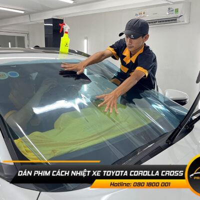 dan phim cach nhiet xe toyota corolla cross 1