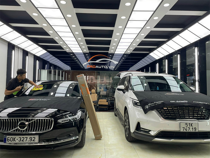 dan phim cach nhiet xe toyota fortuner 4