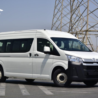 Dán phim cách nhiệt xe Toyota Hiace