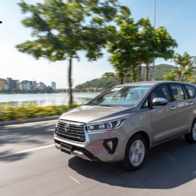 Dán Phim Cách Nhiệt Xe Toyota Innova