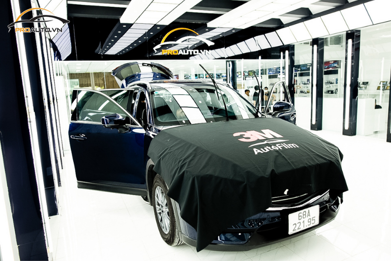 Dán phim cách nhiệt xe Toyota Sienna