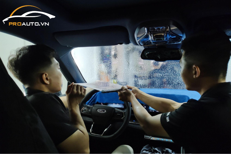 Dán phim cách nhiệt xe Toyota Vios mang lại cảm giác mát mẻ và thoải mái 