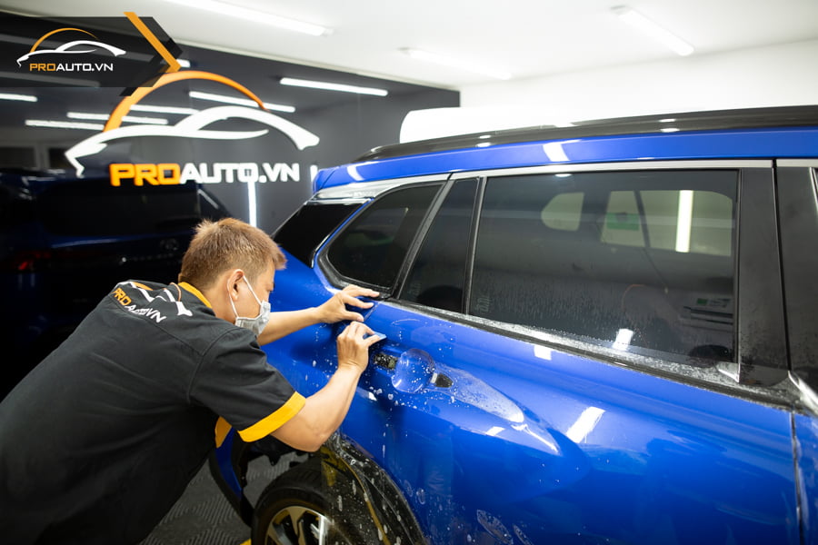 Dán phim PPF xe Toyota Cross