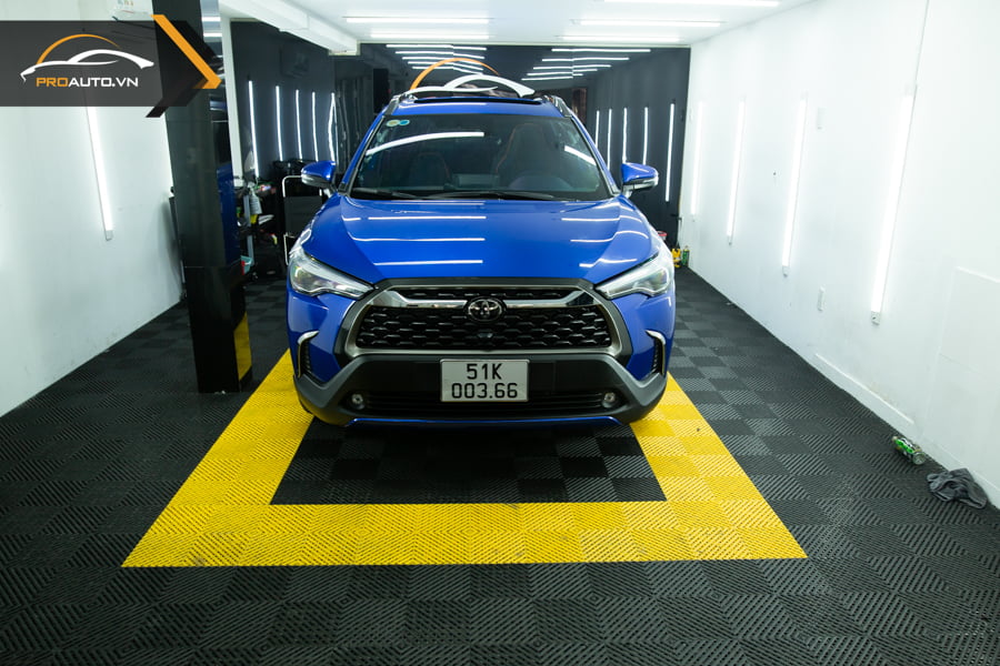 Dán phim PPF xe Toyota Cross