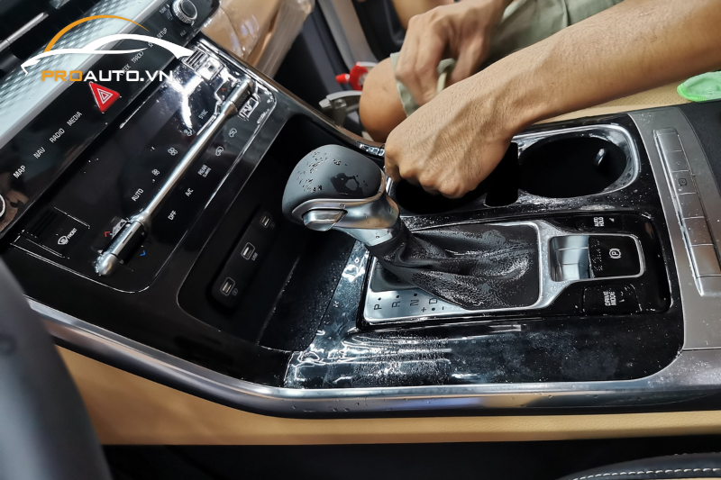 Dán PPF cho nội thất xe Mazda CX-5